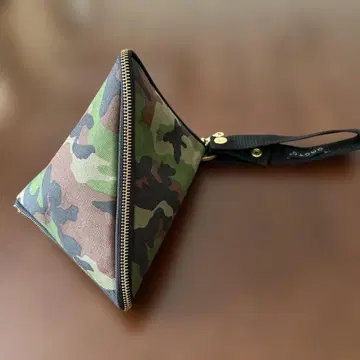 OMOTO TETRAPOUCH 테트라 파우치