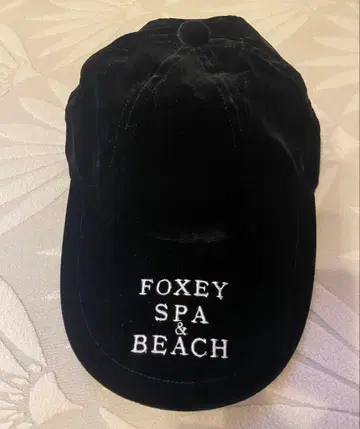 새상품 FOXEY RABBITS 캡 벨로아 소재 폭시