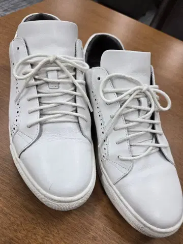 마드라스 모델로 madras modello 화이트 가죽 스니커즈