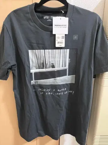 그레이 사진 프린트 T셔츠