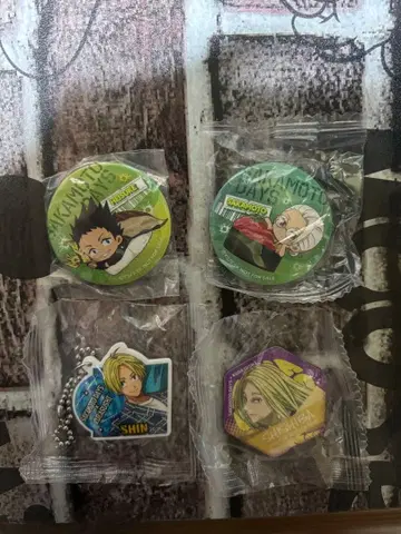 사카모토 데이즈 쿠라스시 콜라보 캔뱃지