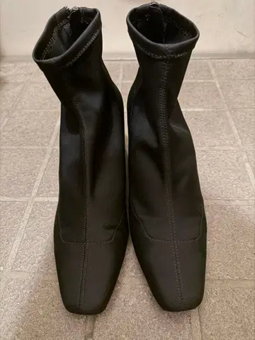 ZARA 부츠 사이즈 39