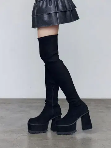 EMODA 스퀘어 핏 롱 부츠