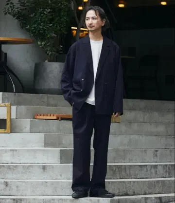 다크 네이비 셋업 JOURNAL STANDARD relume