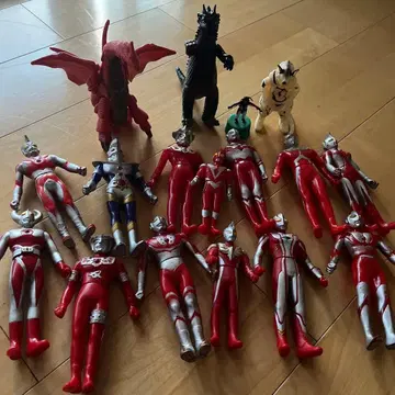 울트라맨 피규어 세트