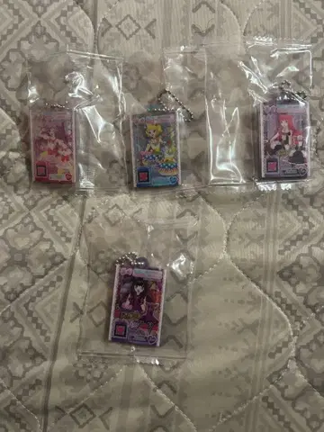 아크릴 키링 세트 4종