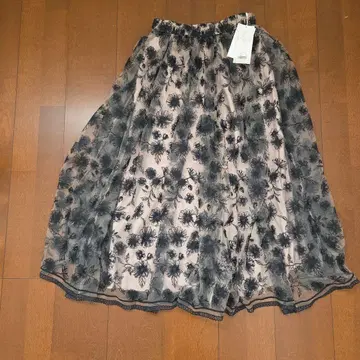 Mila Owen 꽃무늬 플레어 롱 스커트 S