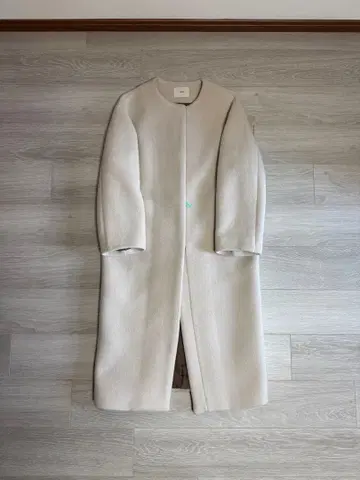 IENA 크림색 롱 코트