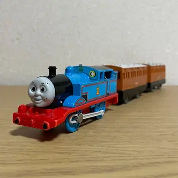 프라레일 토마스 / 애니와 클라라벨 (초대 초기형)