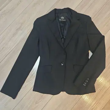 미사용 Clear Impression 블랙 테일러드 자켓