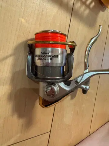 다이와 토너먼트-Z 2500 LBC