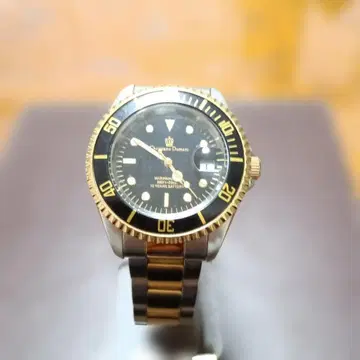 다이버 워치 블랙/골드