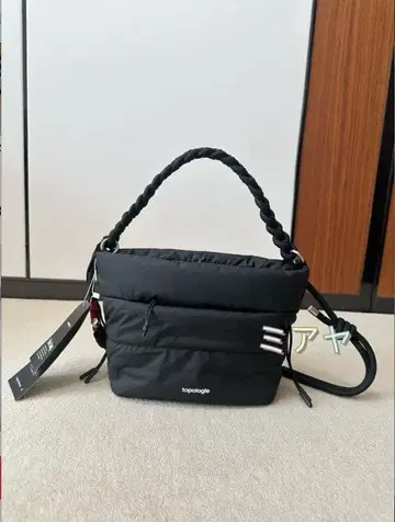 topologie 블랙 사코슈