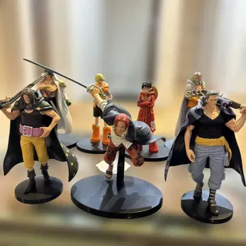 원피스 피규어 7체 세트 (상자 없음)