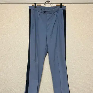 체코군 '퍼레이드 팬츠 사이드 테이프'