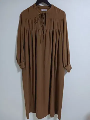 BEAMS LIGHTS 브라운 셔츠 원피스