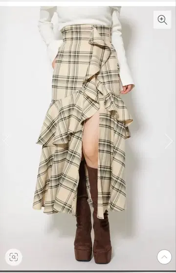 rienda 프릴 슬릿 하이웨스트 스코트 숏팬츠