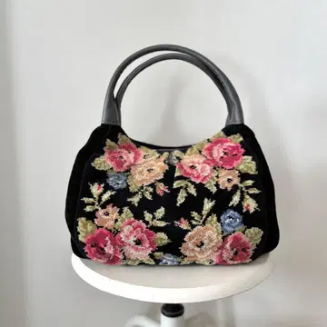 [ Lake Alster ] 칸막이 포켓 핸드백