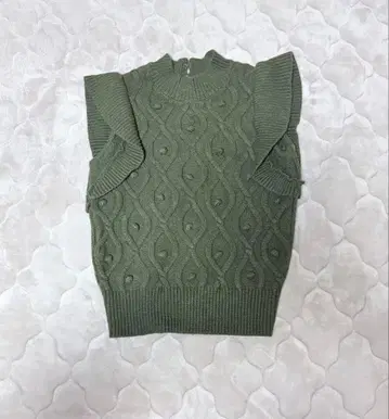 RESEXXY 올리브 그린 슬리브리스 스웨터 M