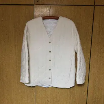 ZARA 화이트 퀼팅 자켓 XS