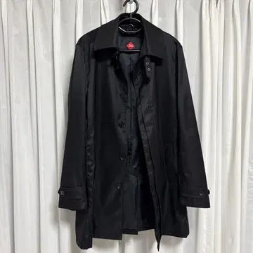 발수성 블랙 스트라이프 트렌치코트