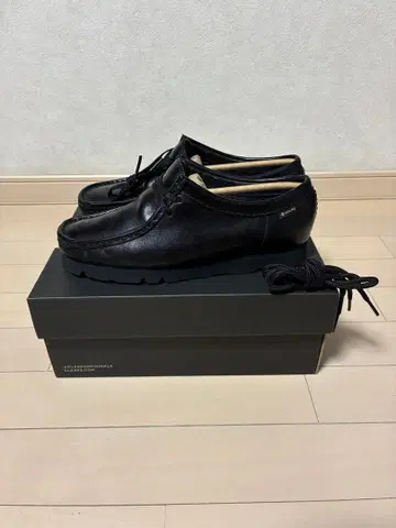 클락스 왈라비 가죽 고어텍스 UK 7 컨디션 최상