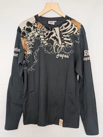 해골 디자인 긴팔 티셔츠 사이즈 42
