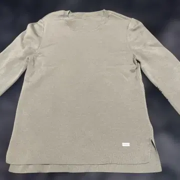 FOXEY 카키 긴팔 스웨터 38 사이즈