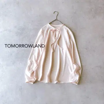 투모로우랜드 보타이 리본 블라우스 드레이프감 TOMORROWLAND