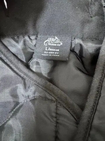 Helikon-Tex 퀼팅 자켓 L 사이즈 블랙