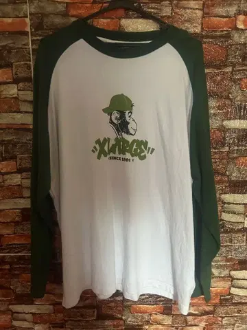 XLARGE 래글런 슬리브 T셔츠 L 화이트/그린