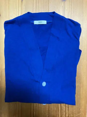 NARU 네이비 버튼 가디건