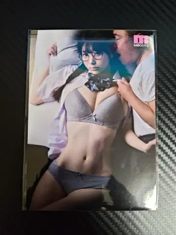 MIDA-214 모모타 미츠키 특전 브로마이드 MOODYZ