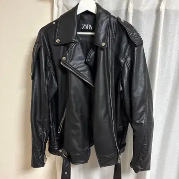 ZARA 블랙 가죽 라이더 자켓 M