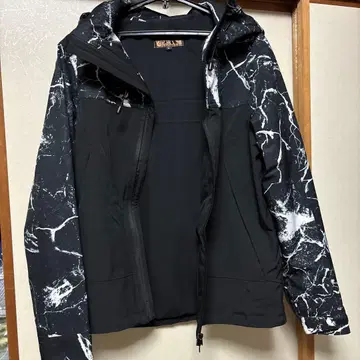 나일론 자켓 M 블랙 화이트