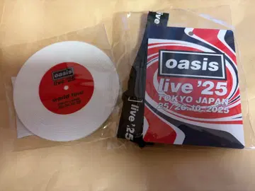 oasis live '25 코스터, 라미네이티드 패스