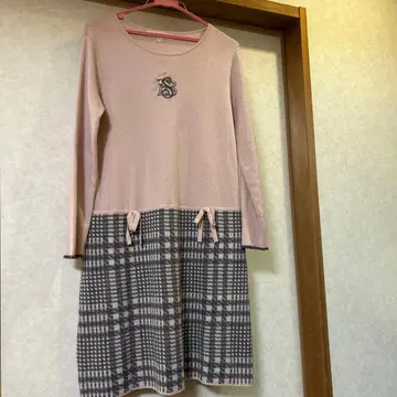 Super Beauty 긴팔 무릎 기장 니트 원피스 42