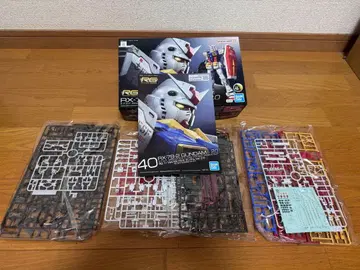 RG 1/144 RX-78-2 건담 Ver.2.0