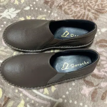 Doruche 브라운 슬립온