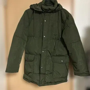 Lyle & Scott 올리브 그린 다운 자켓 후드 부착