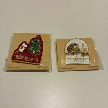 무민 밸리 파크 핀 배지 2025 2종 세트