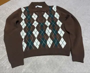 ZARA 아가일 무늬 니트