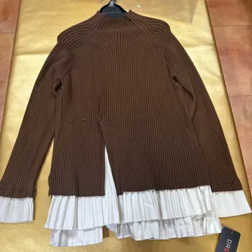 브라운 리브 니트 플리츠 포함