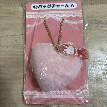 헬로키티 행운 복권 하트형 백참 핑크