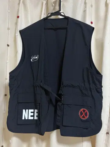 NEE 구우와 같은 디자인 베스트