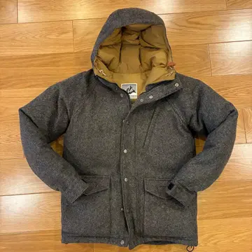 Mt. Rainier Design 다운 자켓