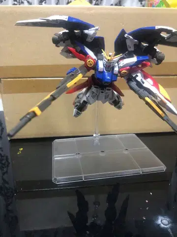 RG 1/144 윙건담 제로 완성품