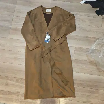 르 쿠르 블랑 가죽 롱 코트 사이즈 38 브라운