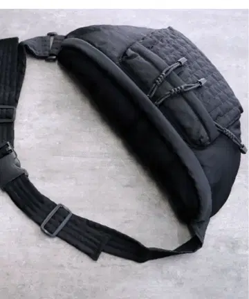 그랑 그레이스 블랙 숄더백