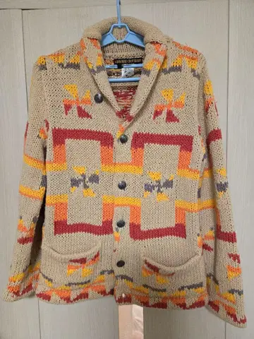 스탠다드 캘리포니아 핸드 니트 가디건 네이티브 무늬